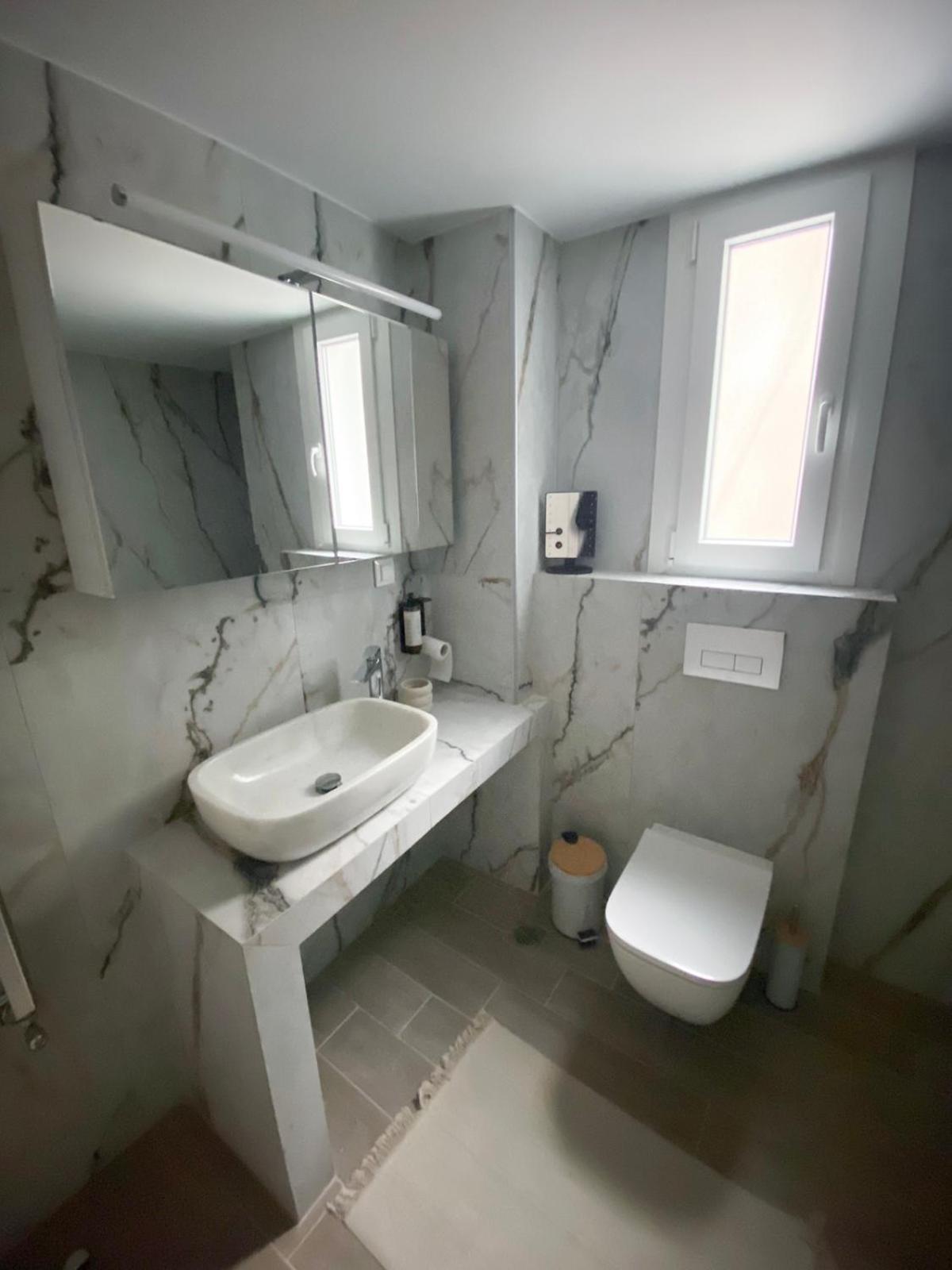Apartament Agias Sofias Svolou Center 2 Saloniki Zewnętrze zdjęcie